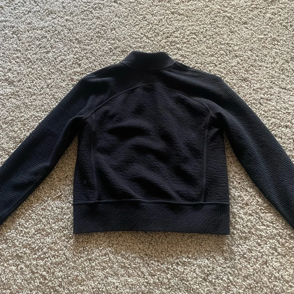 Lululemon jacket - Picture 2 of 3